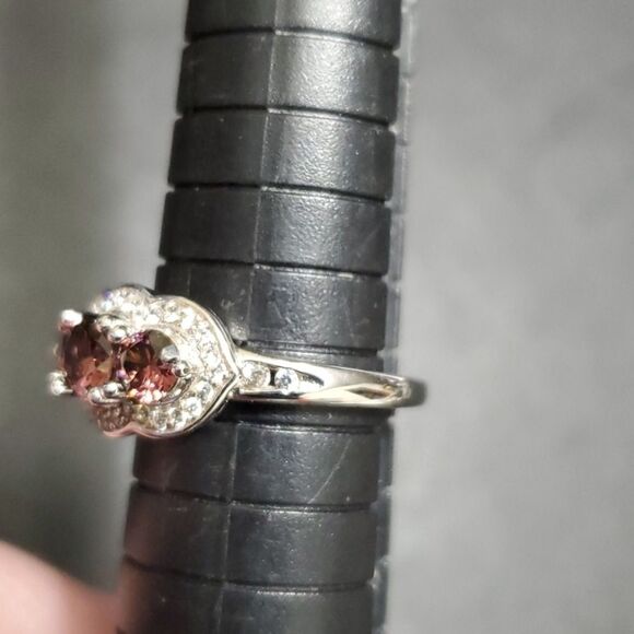 Sterling silver sparkly rhinestone ring size 7 - Picture 10 of 13